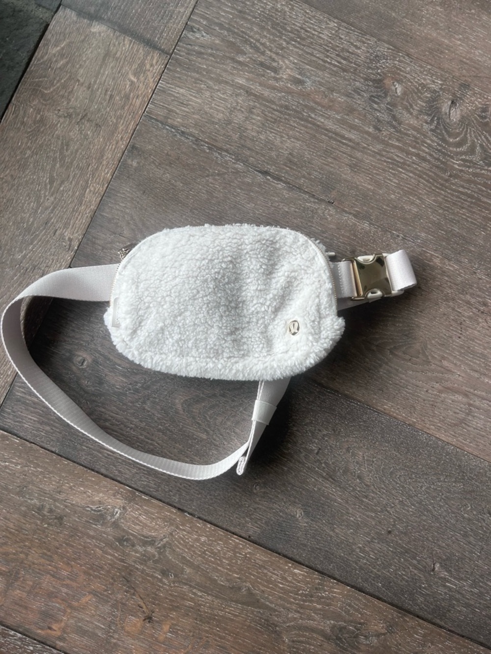 Lululemon Cozy Sherpa Belt Bag in Off-White
